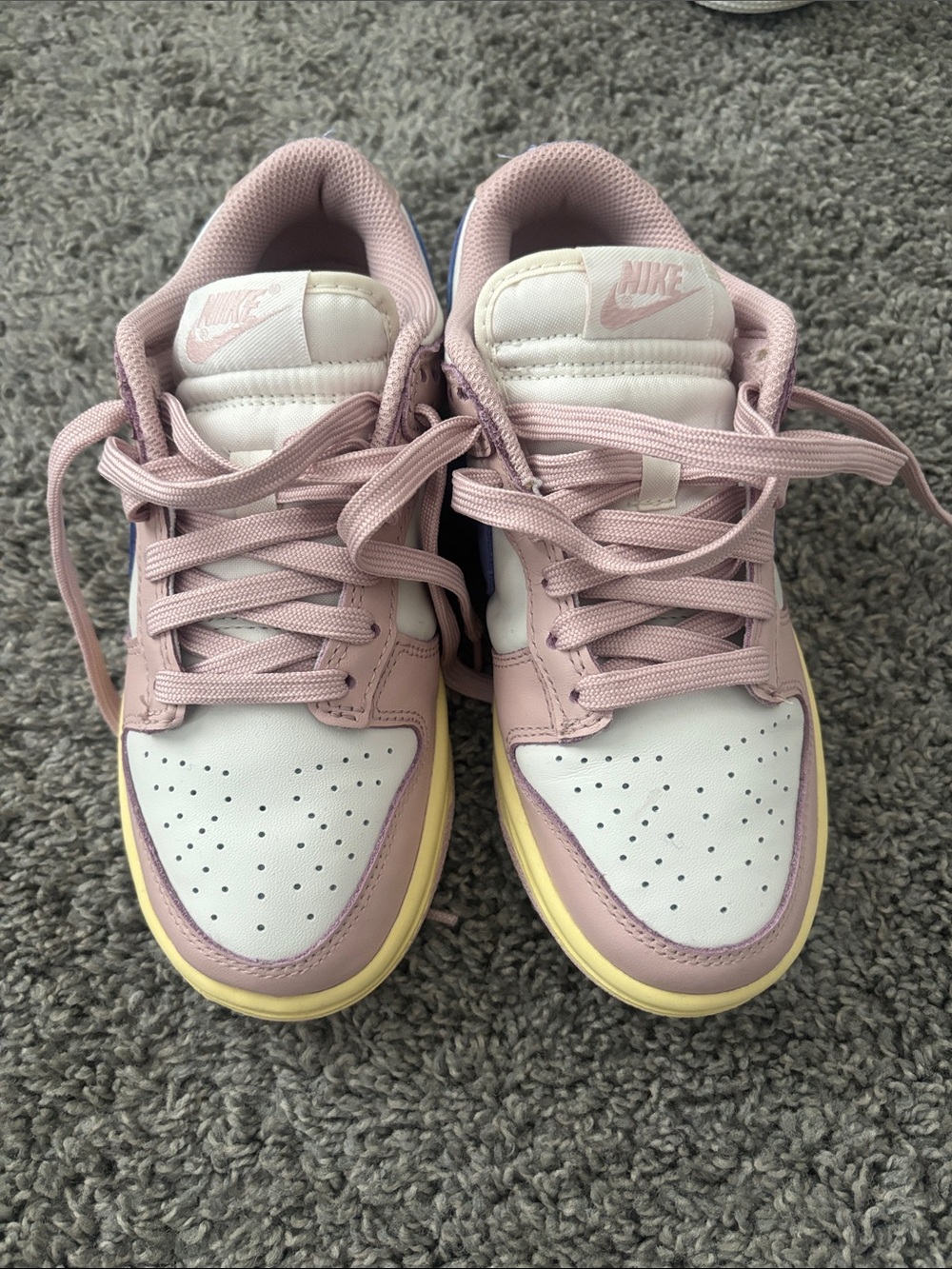 2022 Nike Wmns Dunk Low 'Pink Oxford'